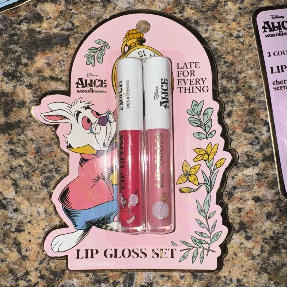 Disney Alice in Wonderland Makeup Lip Set Lip Cheshire Cat Gloss Lip Balm kids